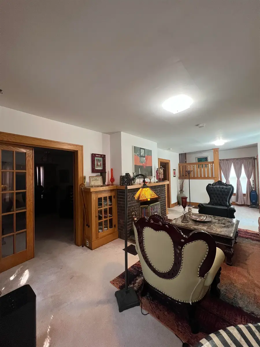 521 N Oak St, Eureka, KS 67045 - #3