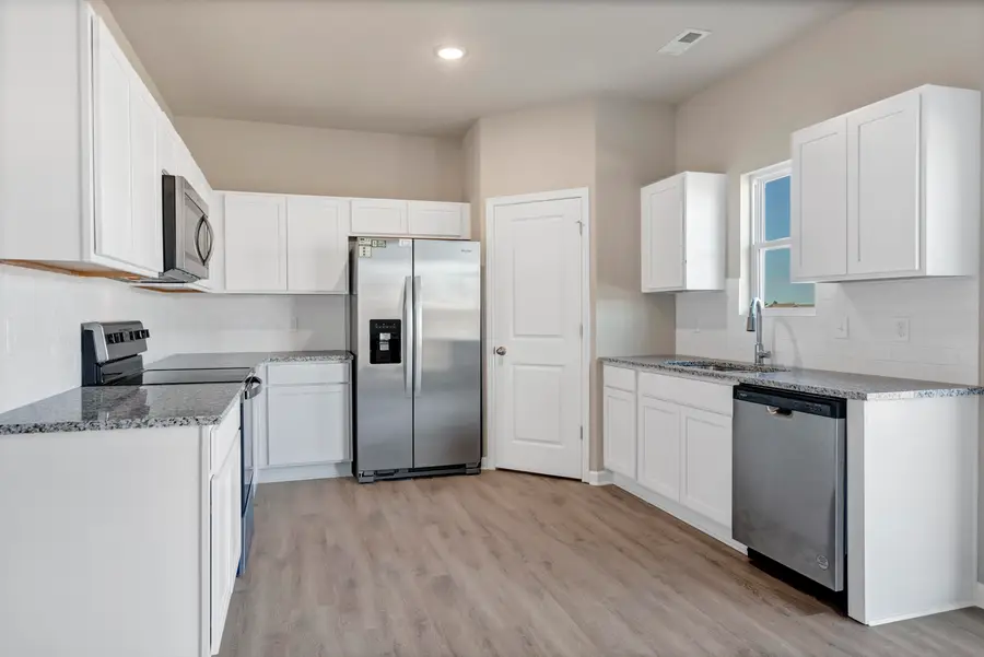 3051 E Highridge Ct, Park City, KS 67219 - #3