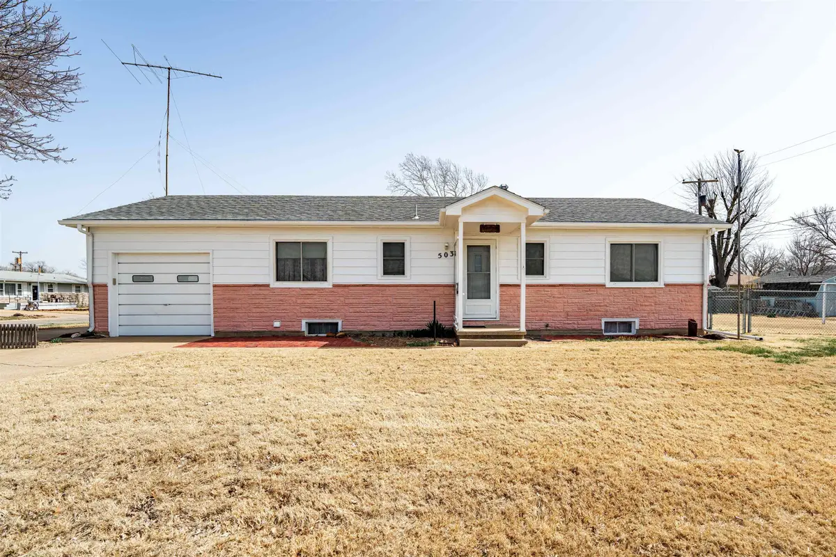 503 Berkshire Dr, Salina, KS 67401 - Image #1