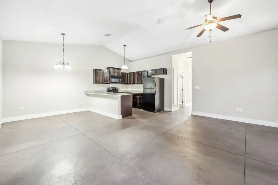 3405 E Aster St, Derby, KS 67037-2048 - Image #2