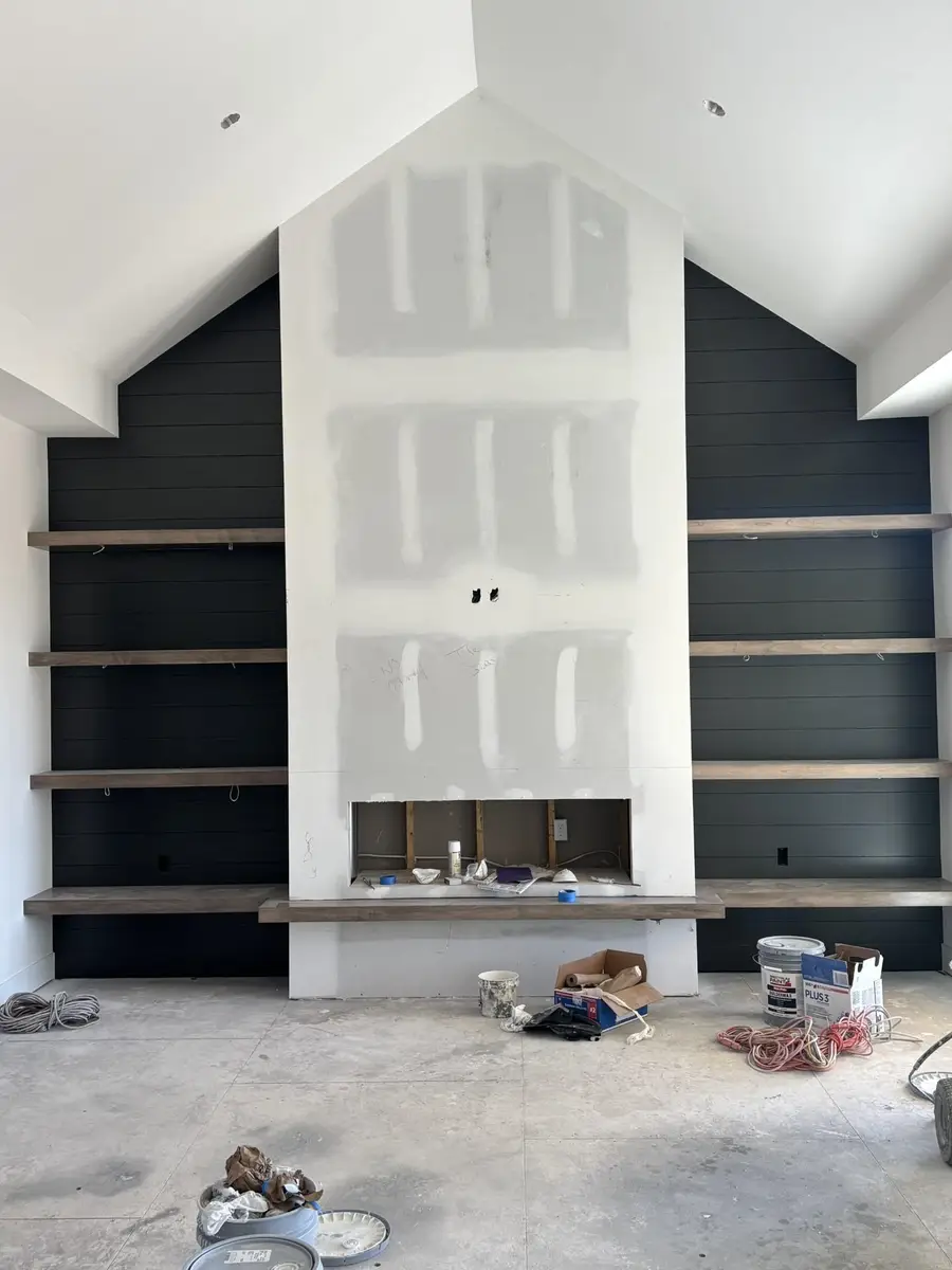 3719 N Crest Cir, Wichita, KS 67226 - Image #2