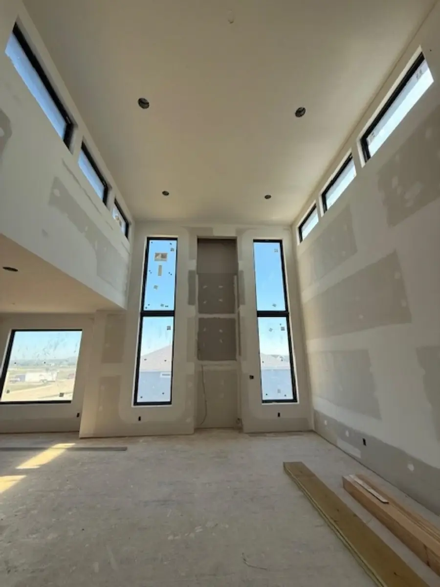 2001 Wheatland Cirlce, Salina, KS 67401 - Image #3