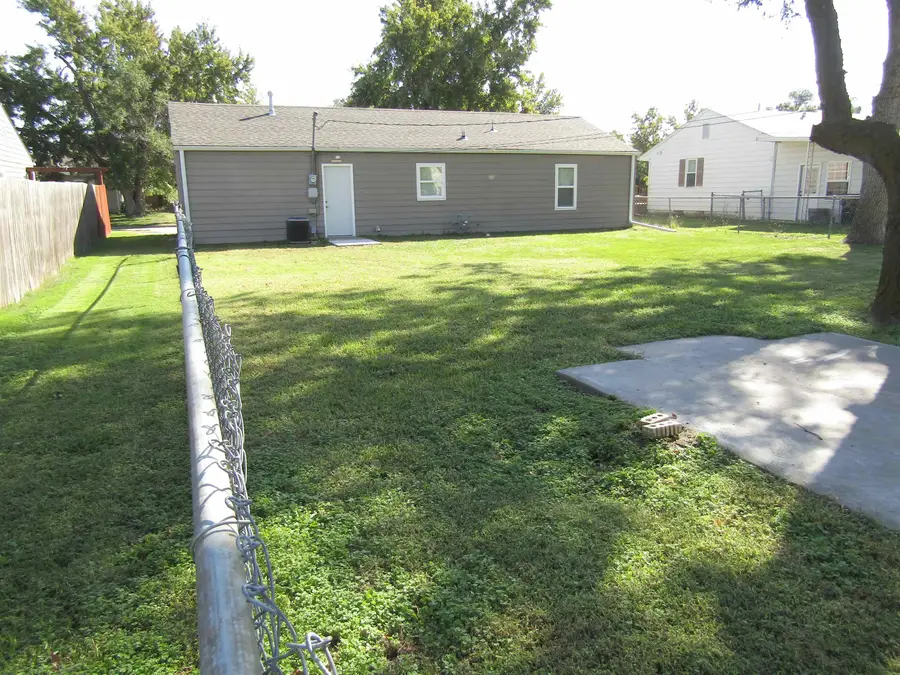 904 Osage Ave., Salina, KS 67401 - Image #2