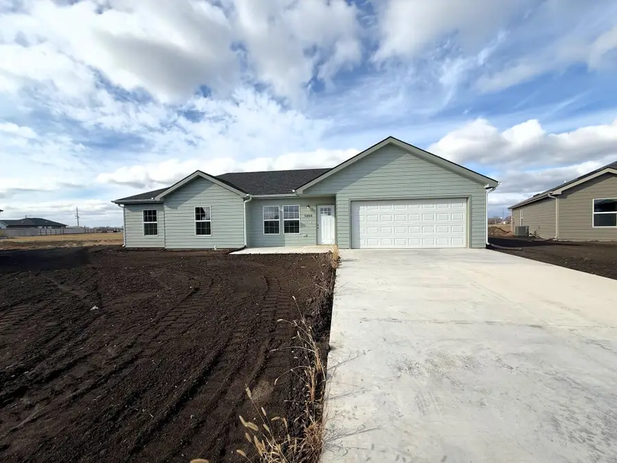 3008 Fountain Dr, Salina, KS 67401 - Image #3