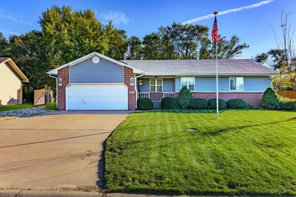 2611 Goldenrod Rd, North Newton, KS 67117-8038