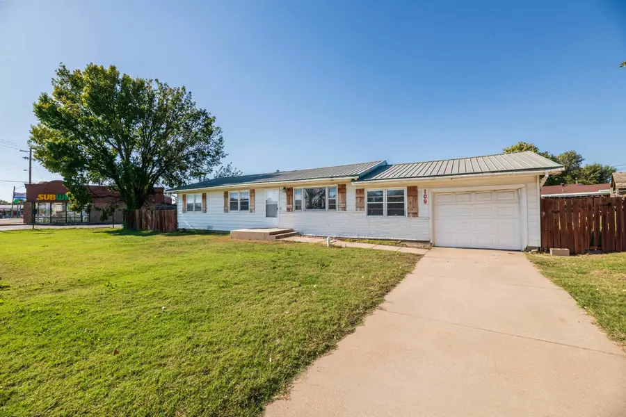 109 Eunice St, El Dorado, KS 67042 - Image #2