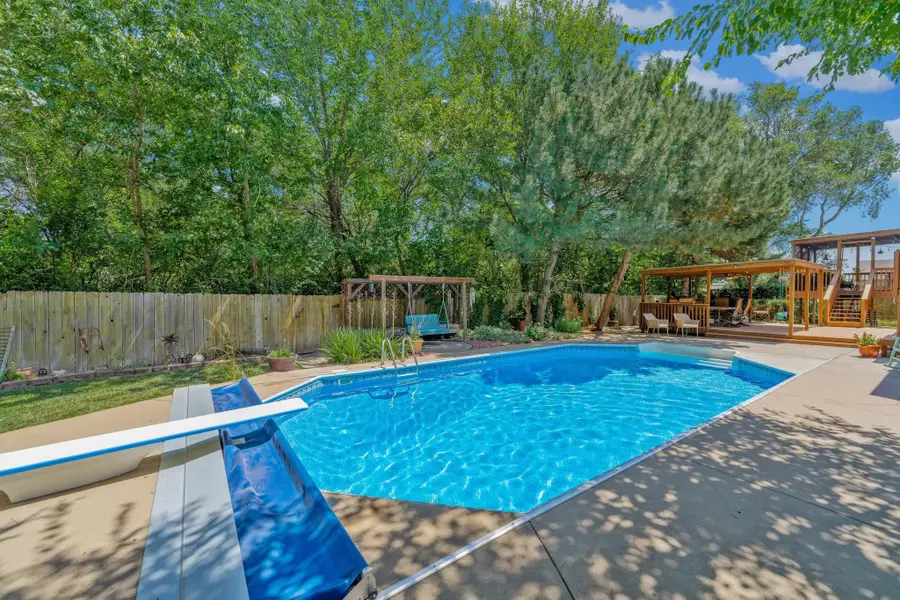 1850 Terry Ln, Andover, KS 67002 - Image #2