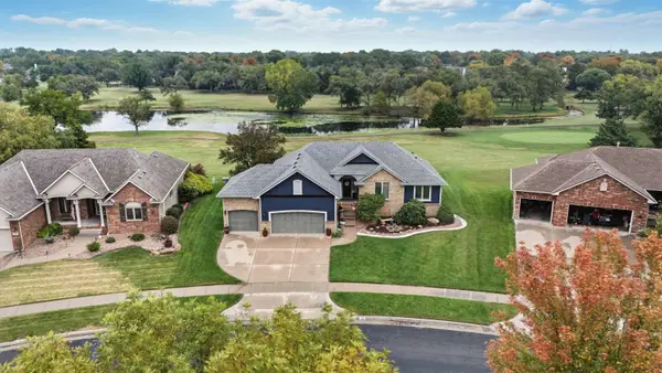 109 S Putter Dr, Andover, KS 67002