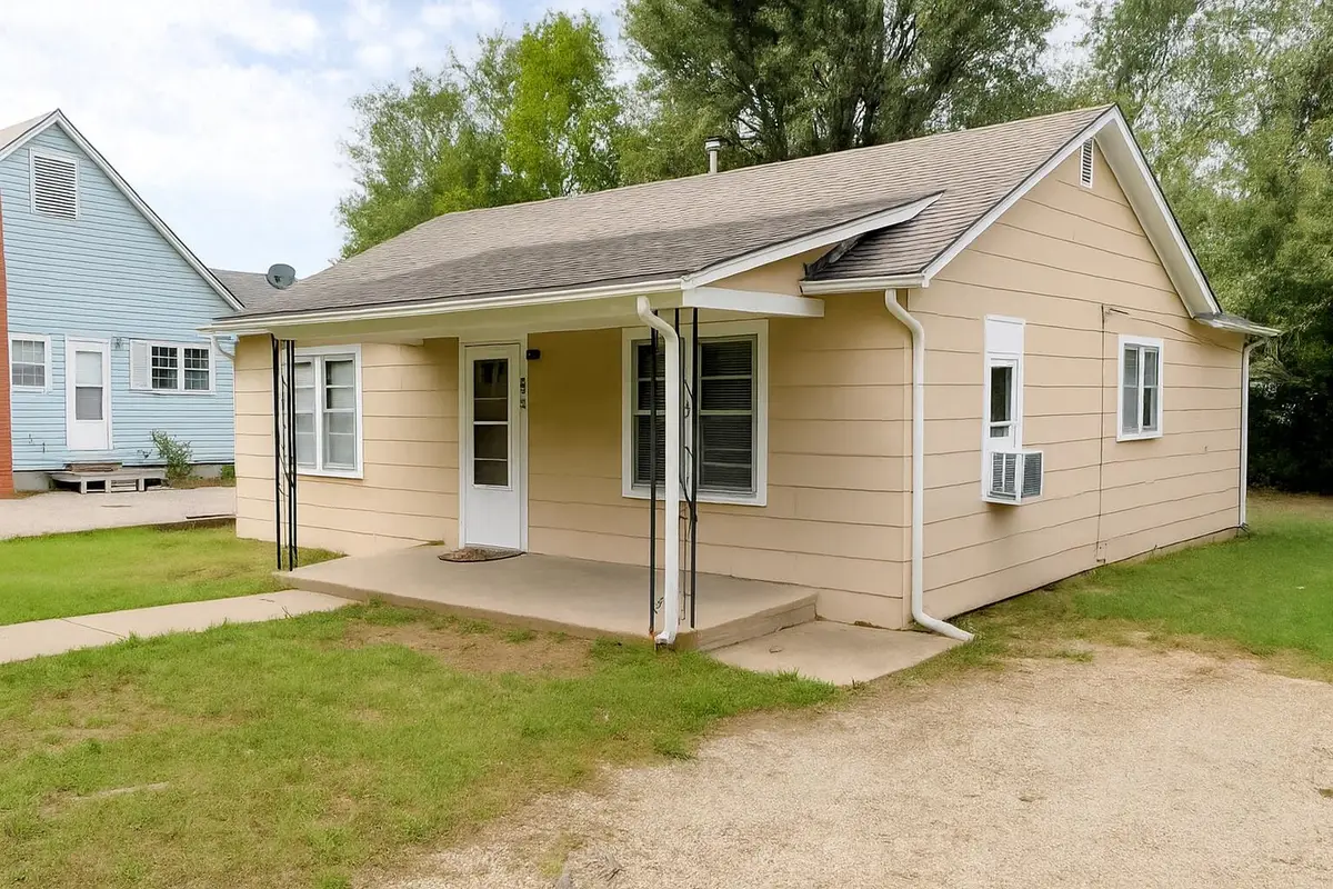 405 S Arthur, El Dorado, KS 67042 - Image #1