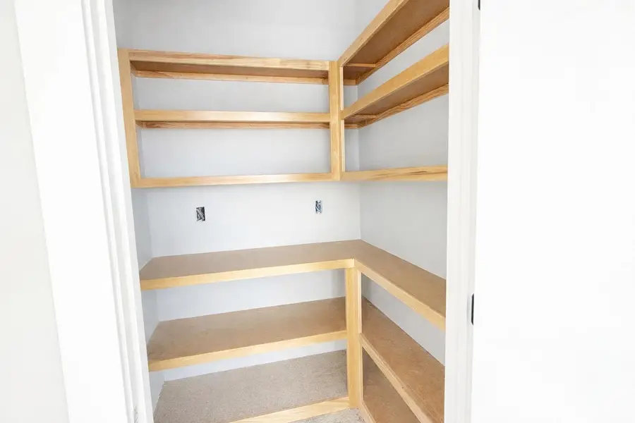 5468 N Toben Dr, Bel Aire, KS 67226 - #3