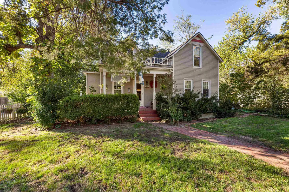 317 W 2nd, Halstead, KS 67056 - Image #1