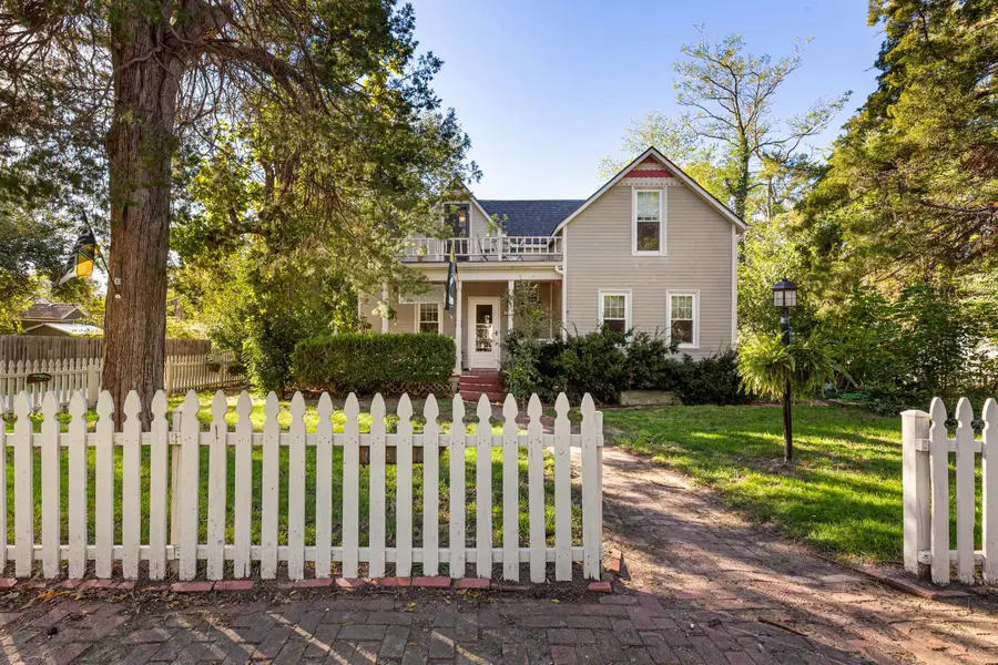 317 W 2nd, Halstead, KS 67056 - Image #2