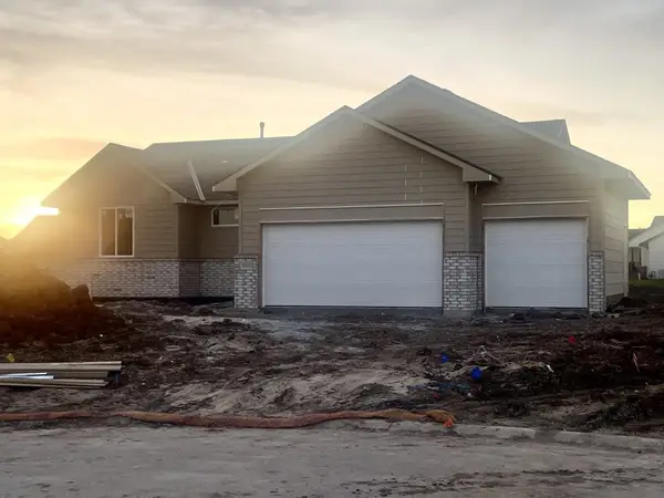 1633 N Wildflower Ct., Andover, KS 67002