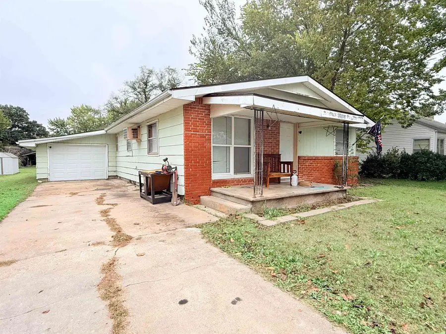 213 S Freeborn, Marion, KS 66861 - Image #2