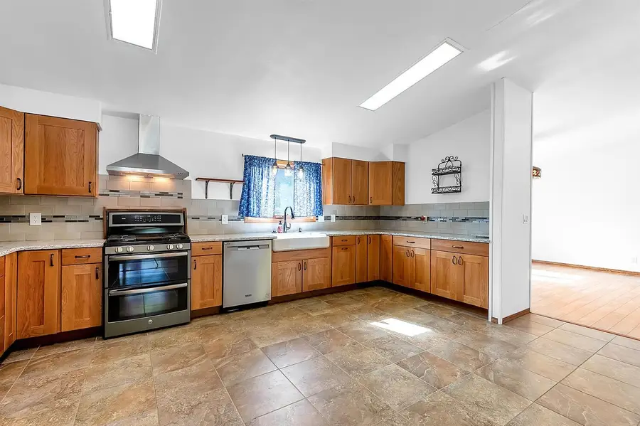 7400 NW Ayr Rd, Potwin, KS 67123-9669 - Image #3