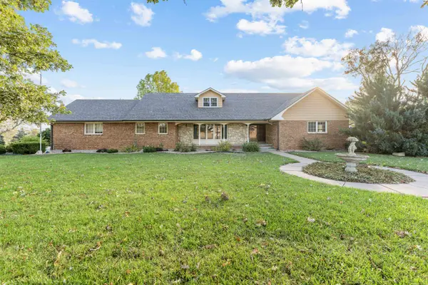 443 Meadowlark Dr, Minneapolis, KS 67467