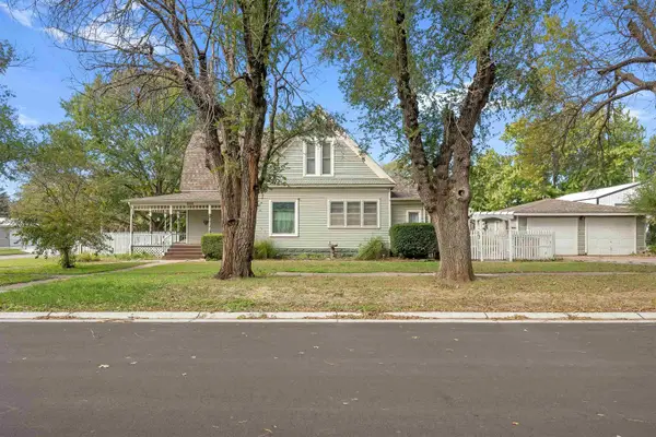 203 N Lee St, Clearwater, KS 67026