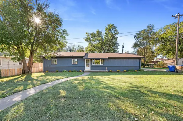 319 E 2nd Ave, Cheney, KS 67025