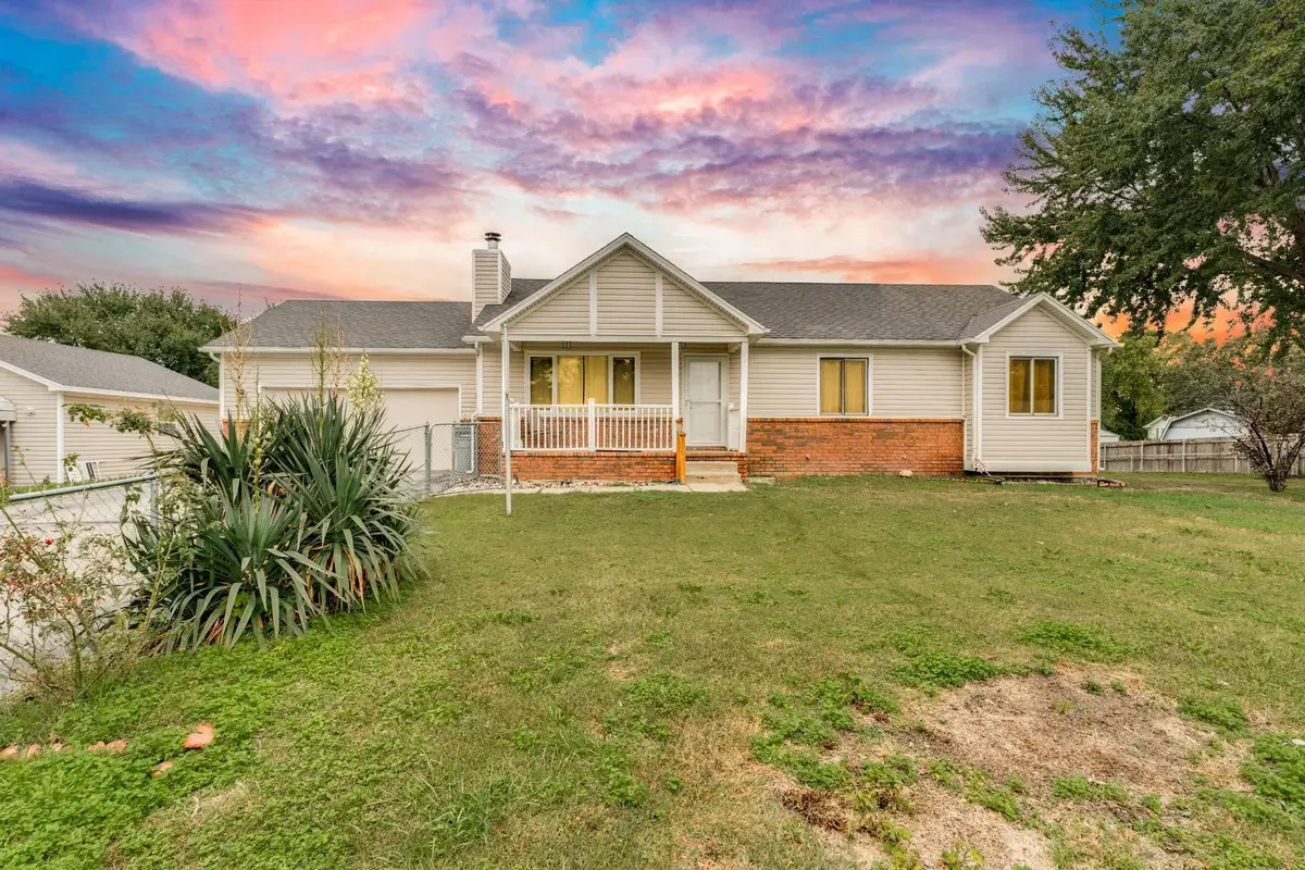 1237 E 82nd St S, Haysville, KS 67060 - Image #1