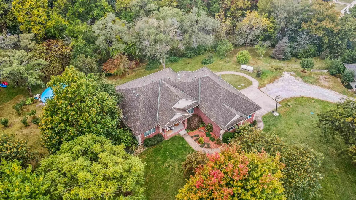 7405 S Maize Rd, Clearwater, KS 67026 - Image #1