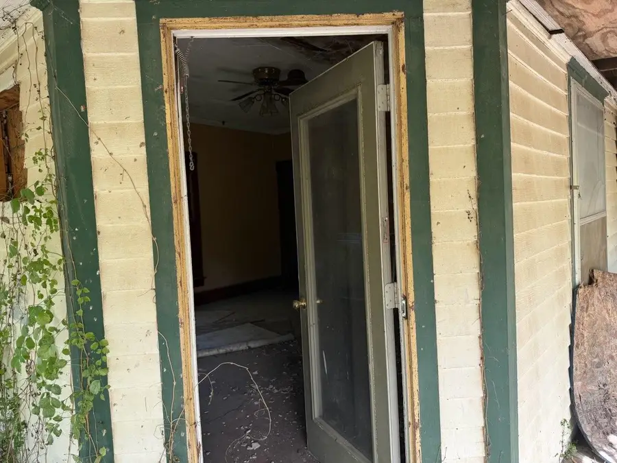 404 N Jefferson St, Toronto, KS 66777 - Image #2