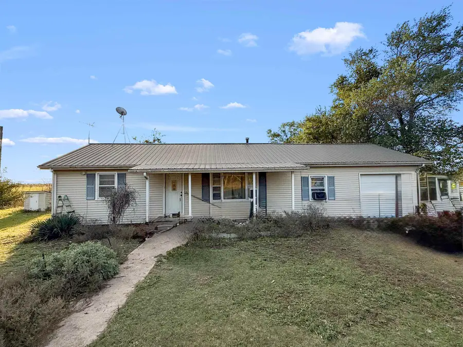 4291 SW Prairie Creek Rd, Benton, KS 67017 - Image #2