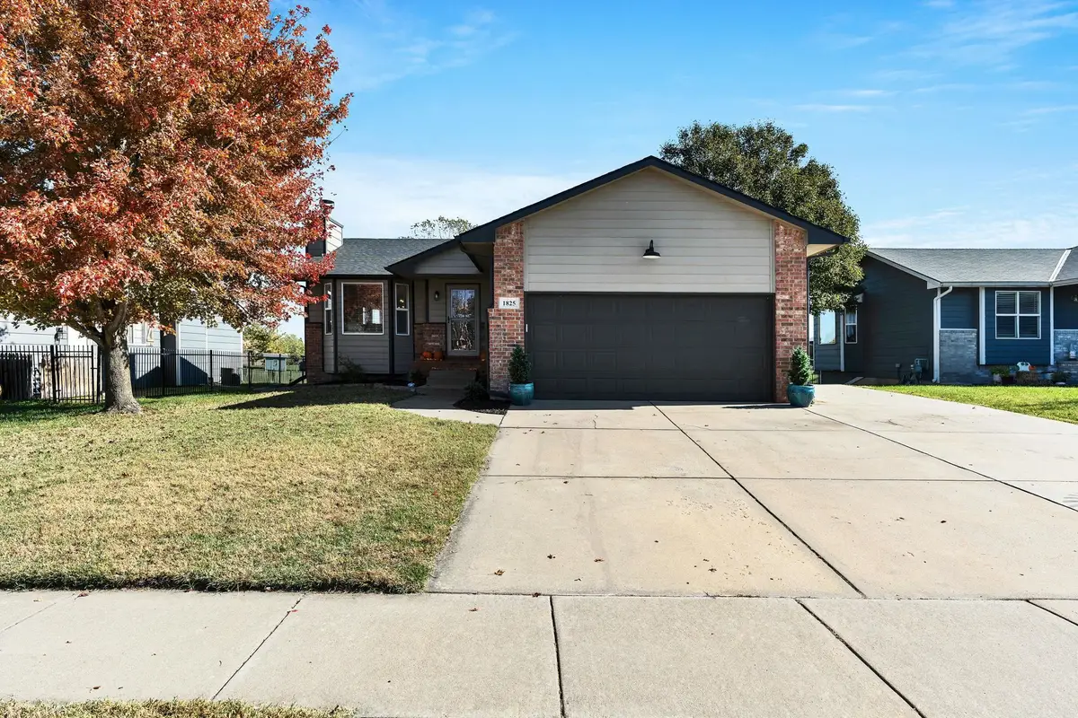 1825 E Summerwood St, Goddard, KS 67052 - Image #1