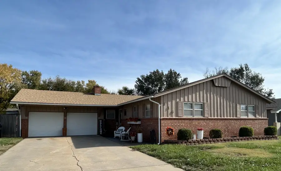 316 N School Rd, El Dorado, KS 67042 - Image #2