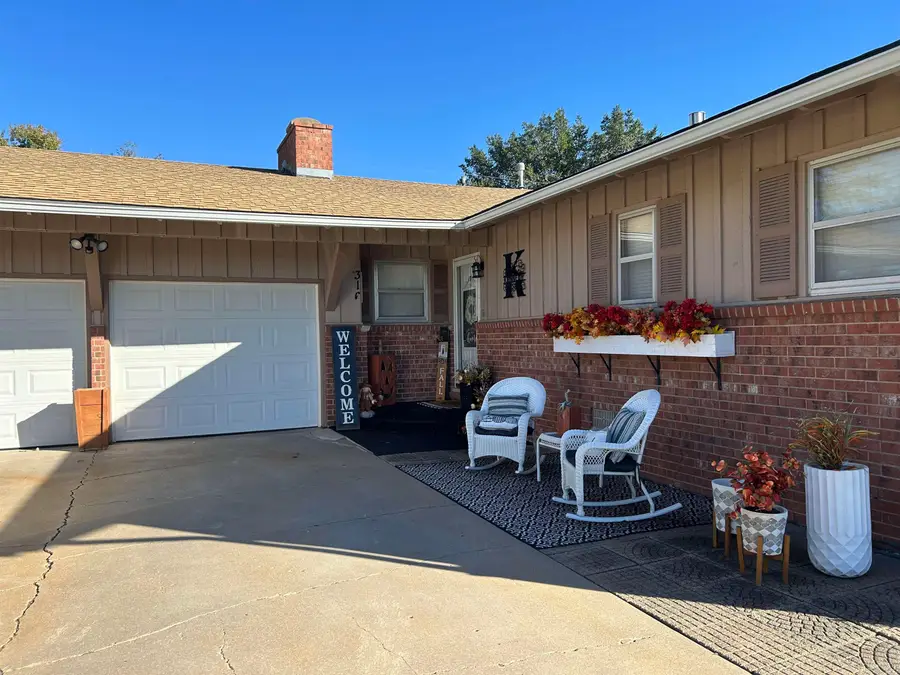 316 N School Rd, El Dorado, KS 67042 - Image #3