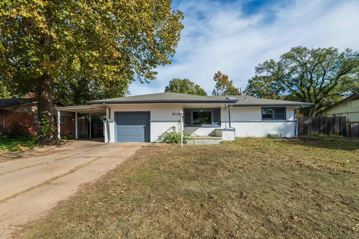 916 N Redbarn, Wichita, KS 67212 - Image #1