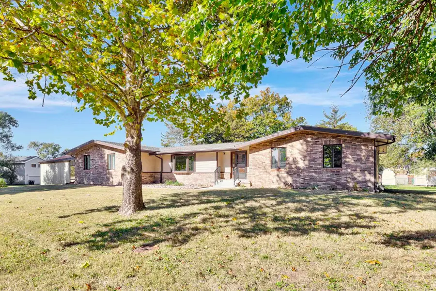 240 Warren, El Dorado, KS 67042 - Image #2