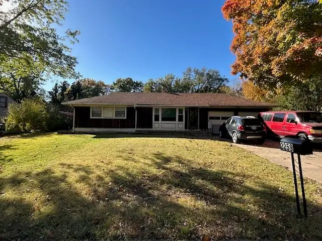 2259 S Terrace Dr, Wichita, KS 67218 - Image #2
