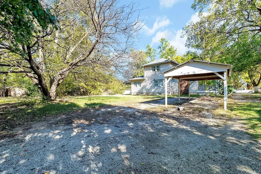 1824 E 17th St N, Wichita, KS 67214 - Image #2