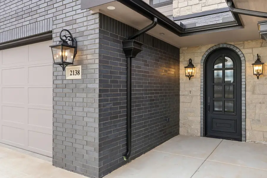 2138 Beaumount, Park City, KS 67219 - #3