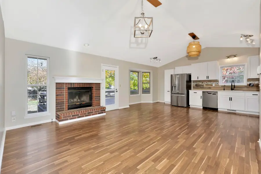 1114 N Manchester Ct, Wichita, KS 67212 - Image #2