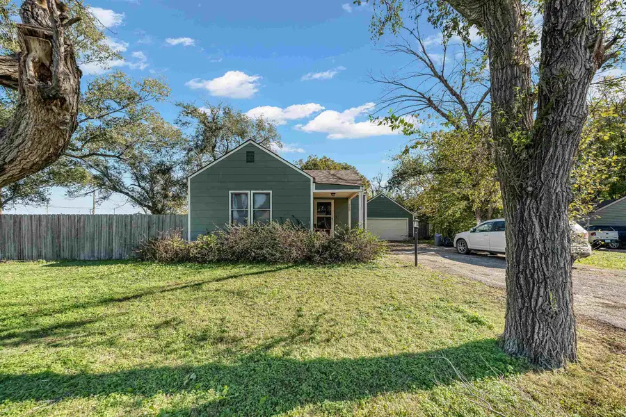 700 N Oak St, Goddard, KS 67052 - Image #2