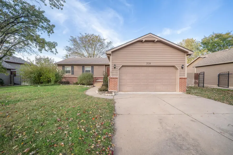 328 W 1st St, Andover, KS 67002 - Image #2