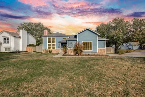 2613 S Linden Ct, Wichita, KS 67210