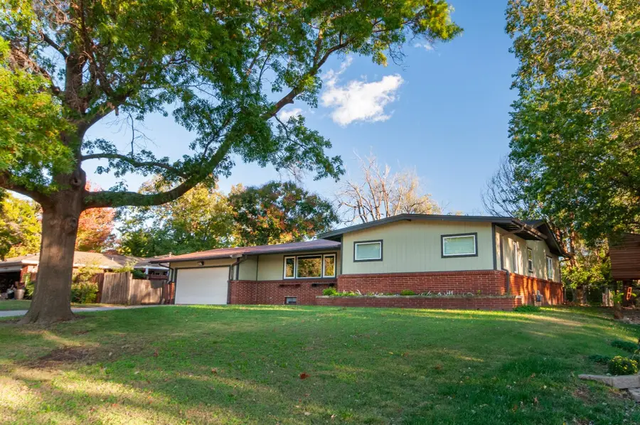 10111 W Suncrest St, Wichita, KS 67212 - Image #3