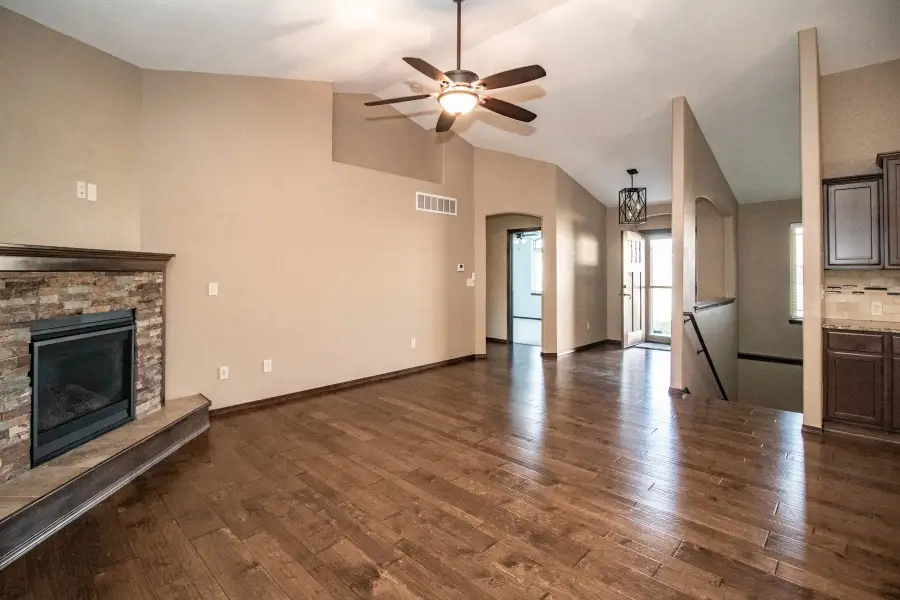 978 N Cedar Brook Circle, Mulvane, KS 67110 - Image #3