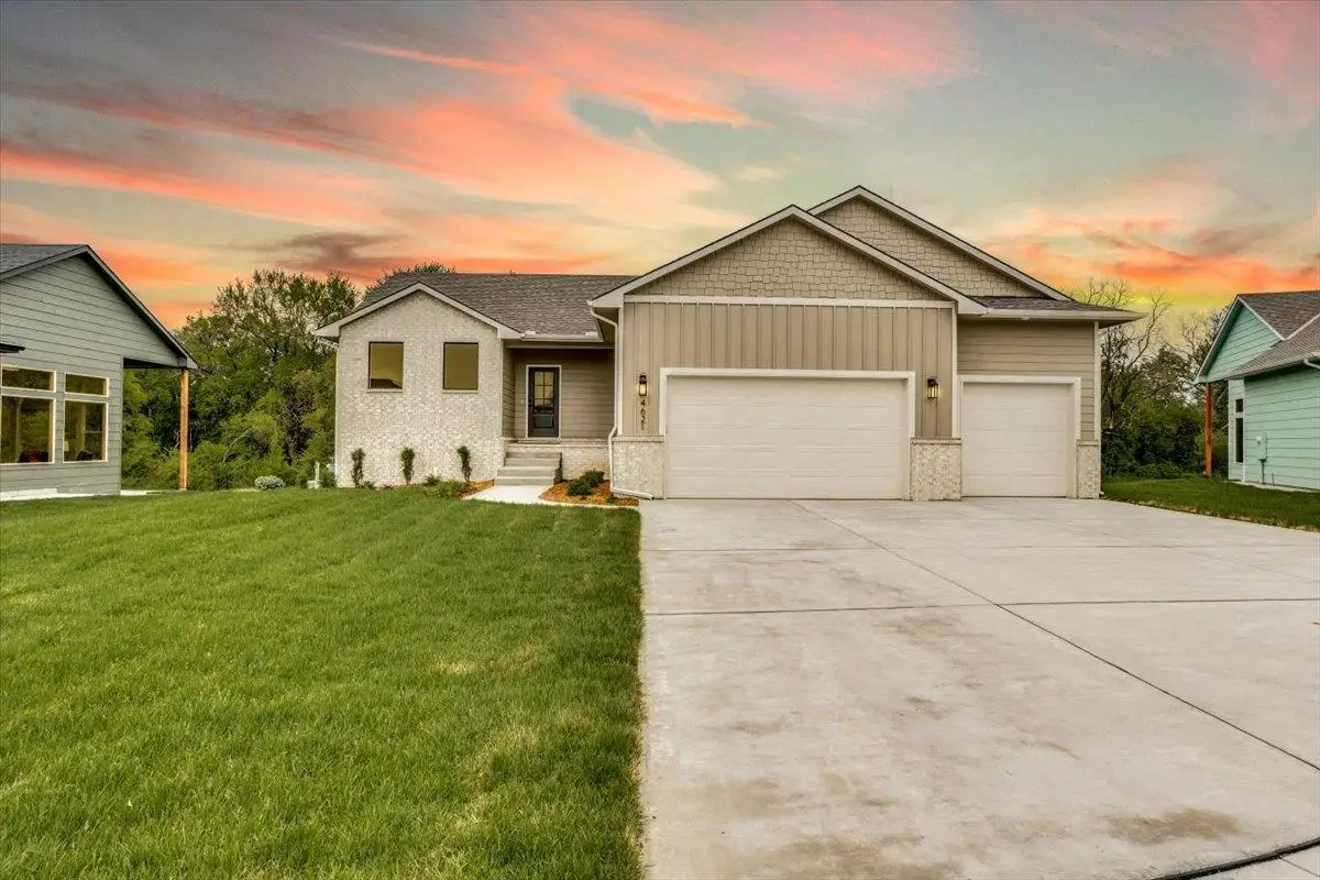 4621 N Marblefalls Ct, Wichita, KS 67219 - Image #1