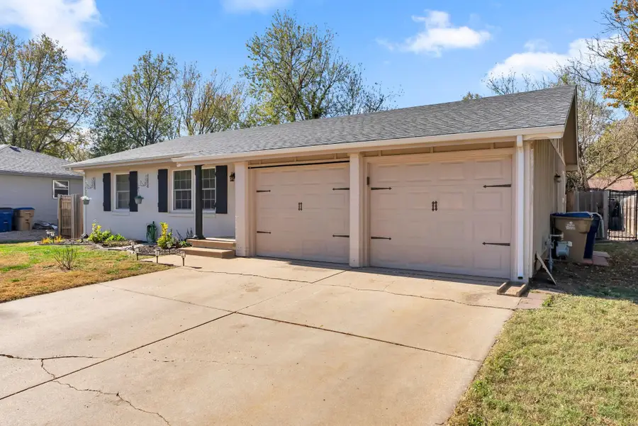 8 Gayle Ct, Valley Center, KS 67147 - Image #3