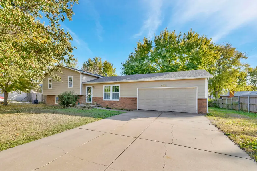 617 E Showalter, Rose Hill, KS 67133 - Image #2