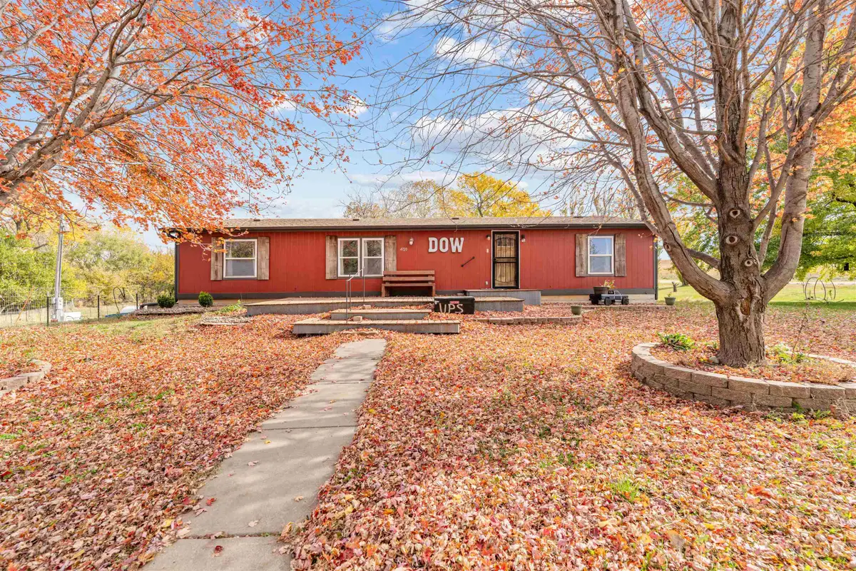 4720 W Pleasant Hill Rd, Salina, KS 67401 - Image #1