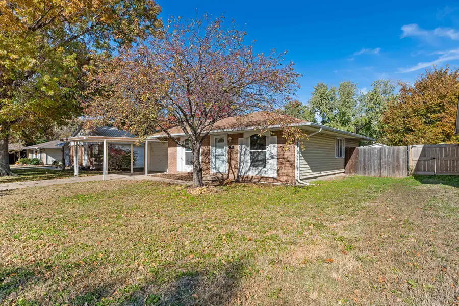 1111 E 7th St, Wellington, KS 67152 - #2
