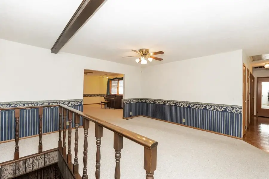 1319 Wilbre Rd, Salina, KS 67401 - Image #3