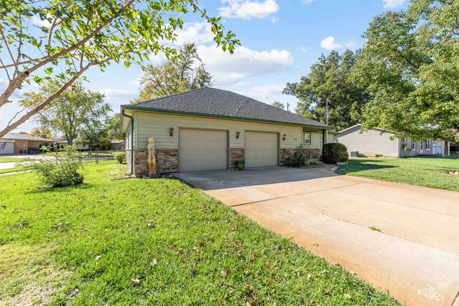 116 E Key Ave, Salina, KS 67401 - Image #3