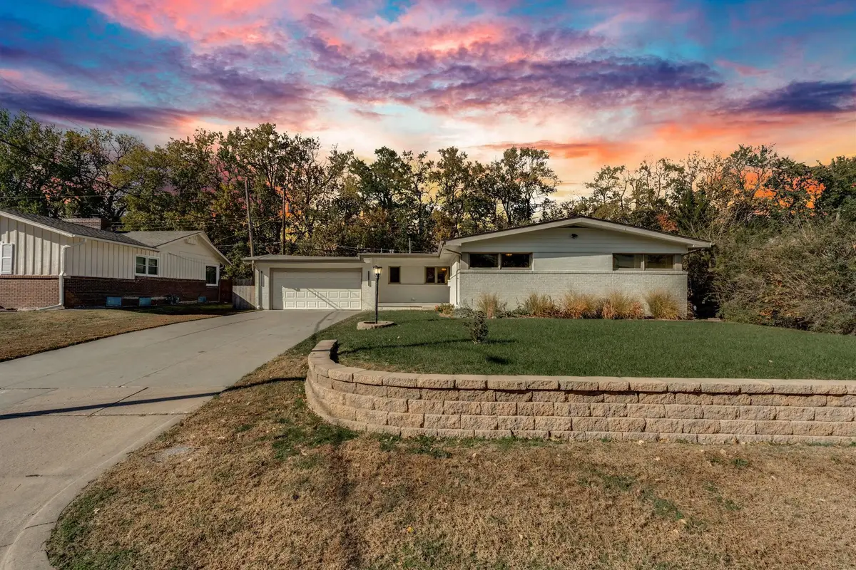 1917 N Edgemoor St, Wichita, KS 67208 - Image #1