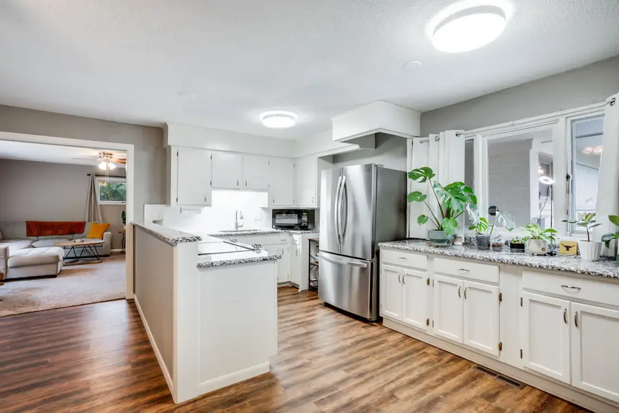 1917 N Edgemoor St, Wichita, KS 67208 - Image #3