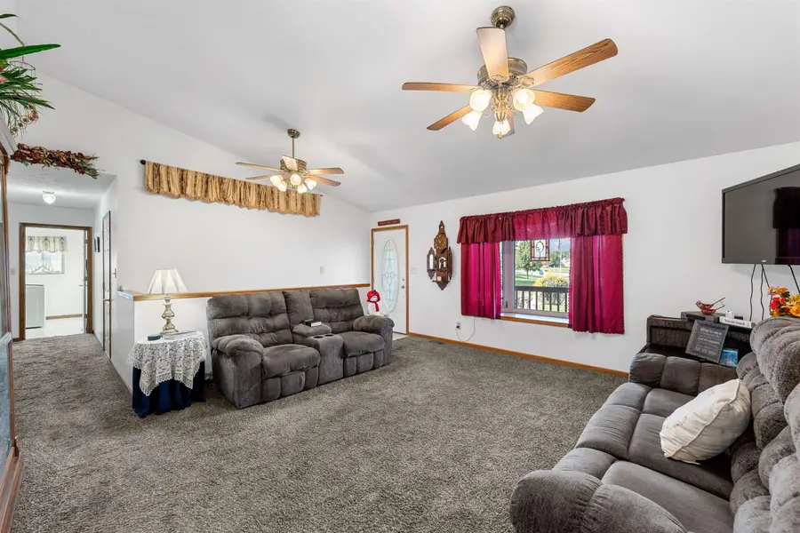 1238 Sapphire Ln., Lindsborg, KS 67456 - Image #3